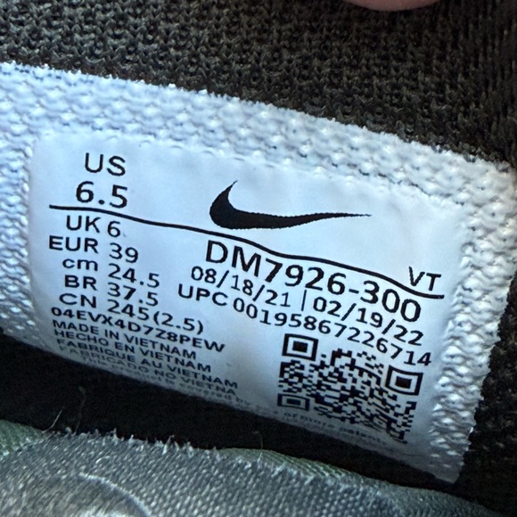 Nike x Billie Eilish Air Force 1 High '07 SP - Picture 7 of 10